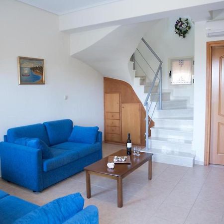 Manoleas Villas - Apartment 2 Stoupa Bagian luar foto